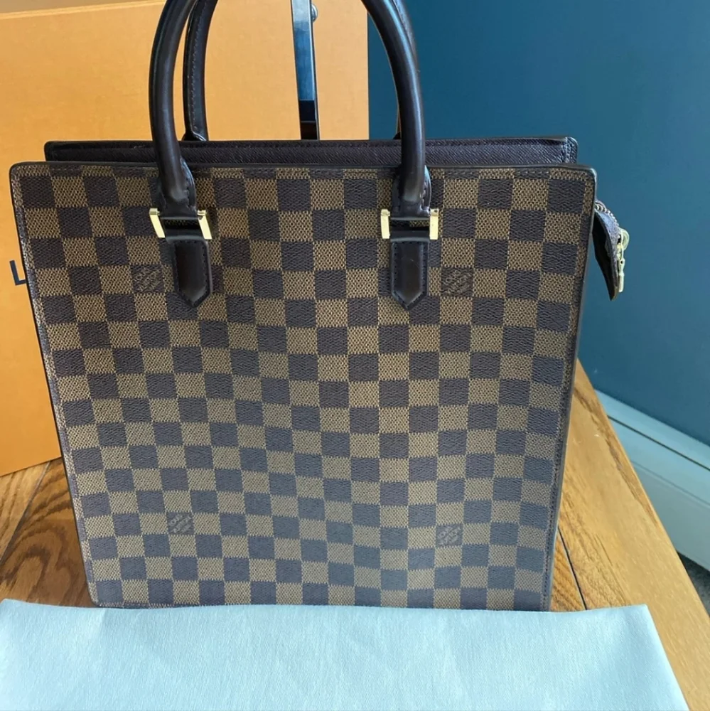 Louis Vuitton Venice Damier Sac Plat PM/ COA/ GORGEOUS ๐ - Picture 2 of 14